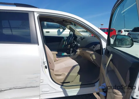 2009 Toyota Highlander z USA, uszkodzony, nr VIN JTEDA41A492002053